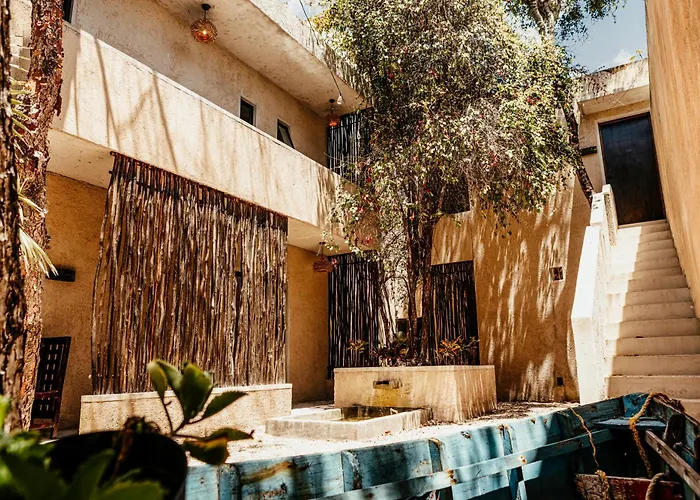 Ama Y Prana Hotel 5*